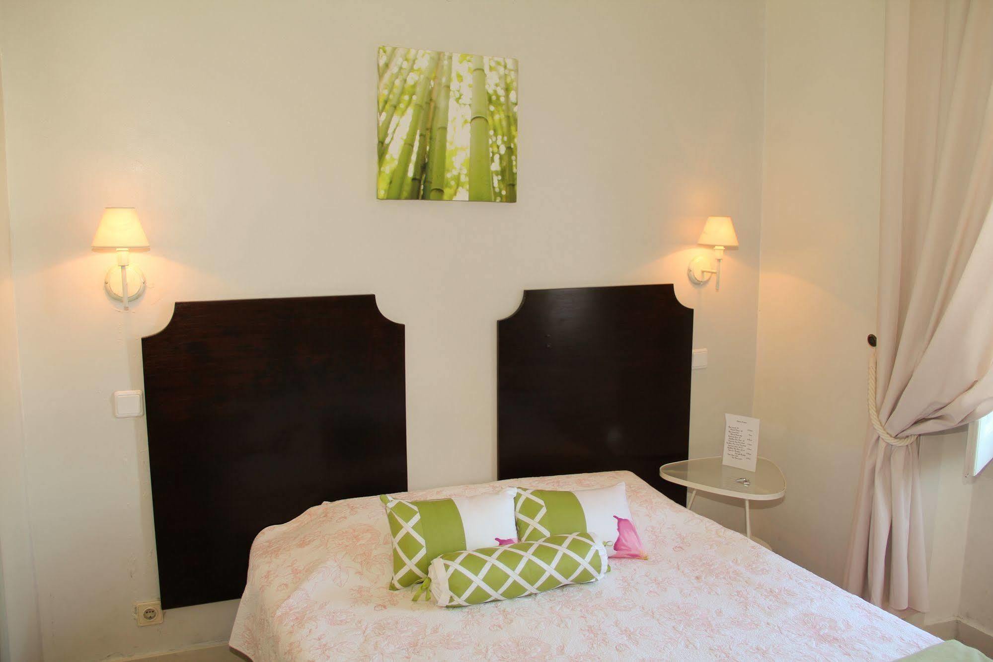 Guest house Monte Da Lua
